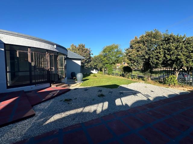 3 Bedroom House For Sale in Linmeyer