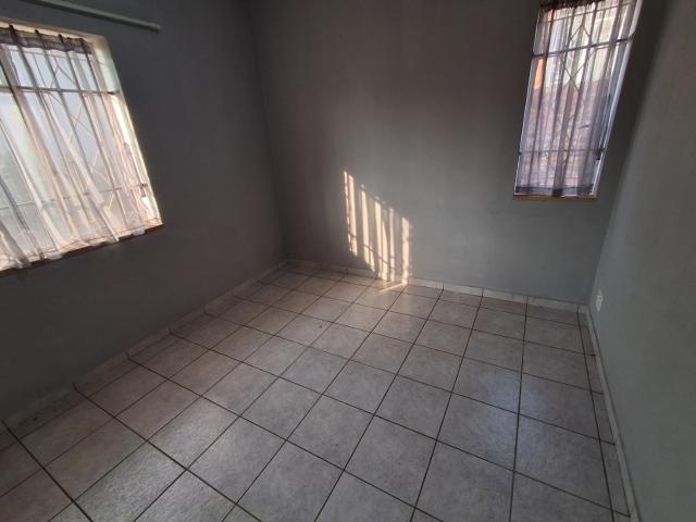 3 Bedroom House For Sale in Linmeyer