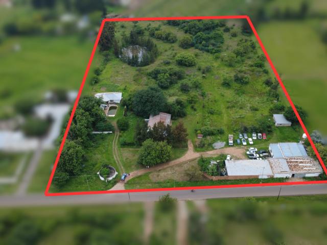3 Bedroom House For Sale in Mnandi