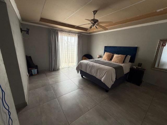 3 Bedroom House For Sale in Motherwell Nu 5