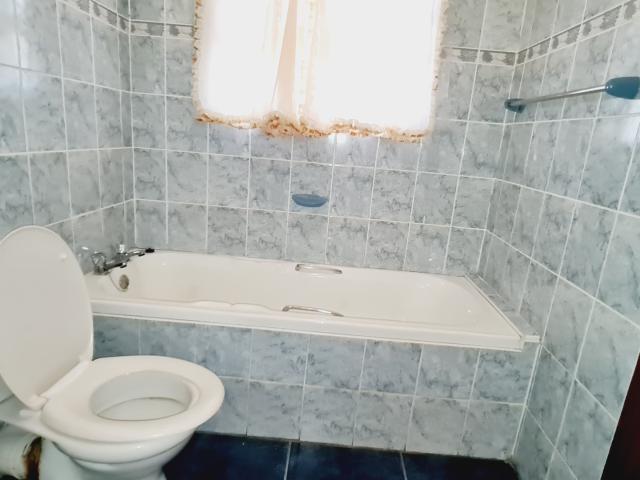 3 Bedroom House For Sale in Motherwell Nu 5