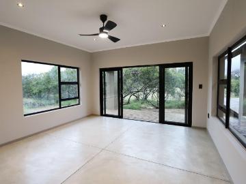 3 Bedroom House For Sale in Moditlo Nature Reserve