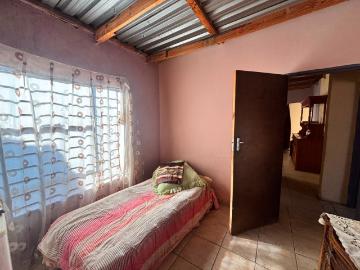 3 Bedroom House For Sale in Mohlakeng