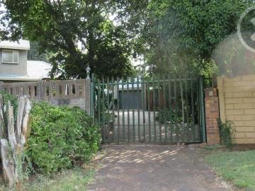 3 Bedroom House For Sale in Mondeor