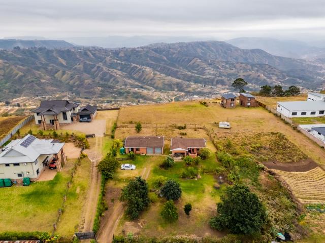 3 Bedroom House For Sale in Monteseel