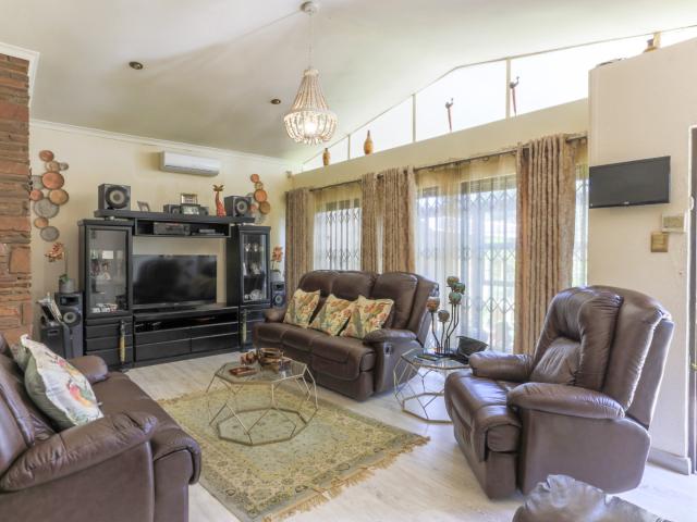 3 Bedroom House For Sale in Montgomery Park
