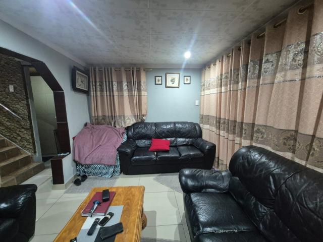 3 Bedroom House For Sale in Moorton
