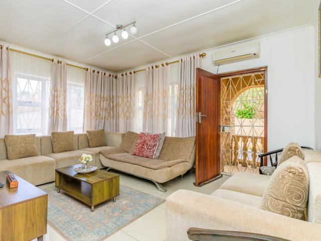 3 Bedroom House For Sale in Moorton