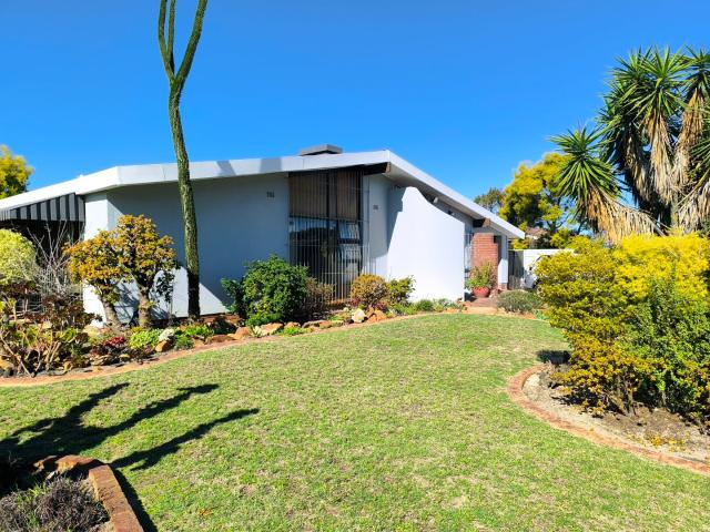 3 Bedroom House For Sale in Morgenster Heights
