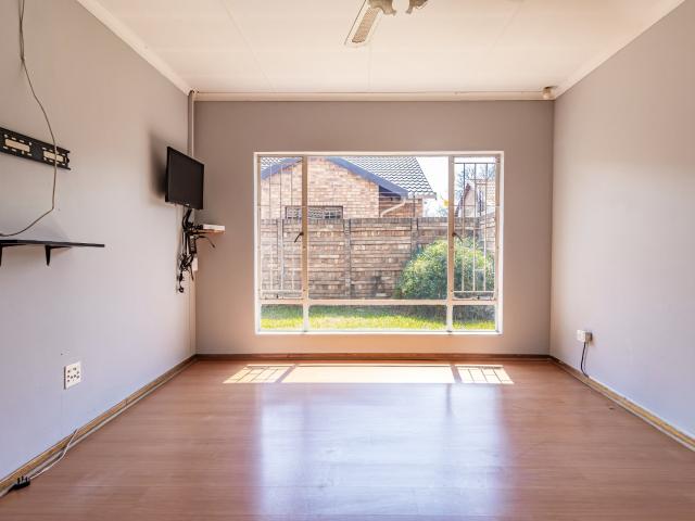 3 Bedroom House For Sale in Moreleta Park