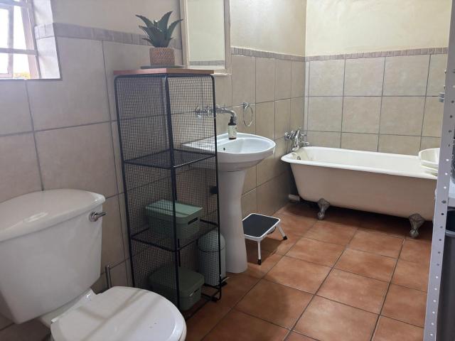 3 Bedroom House For Sale in Moreleta Park