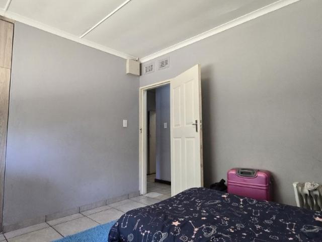 3 Bedroom House For Sale in Moseley Park