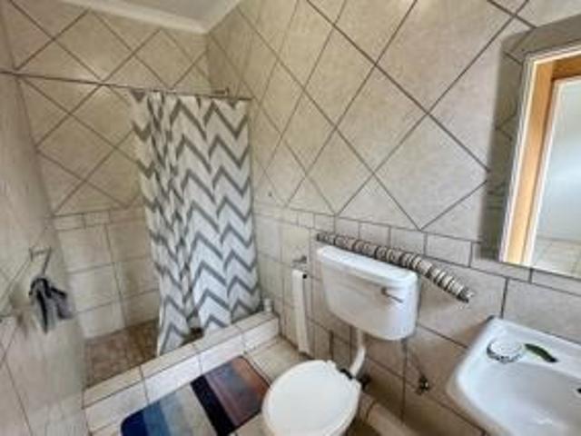 3 Bedroom House For Sale in Mayfield Park