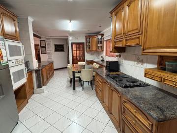 3 Bedroom House For Sale in Mackenzie Park