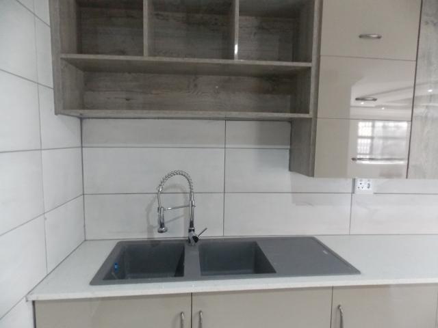 3 Bedroom House For Sale in Mahlasedi Park