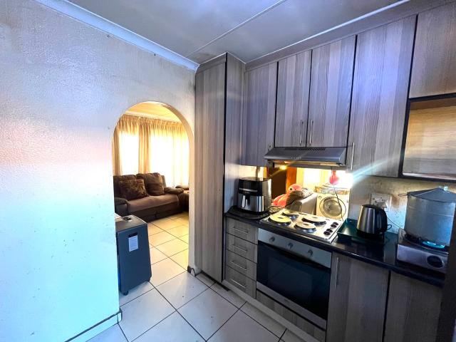 3 Bedroom House For Sale in Maokeng