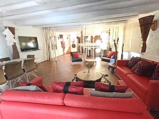 3 Bedroom House For Sale in Marina Beach