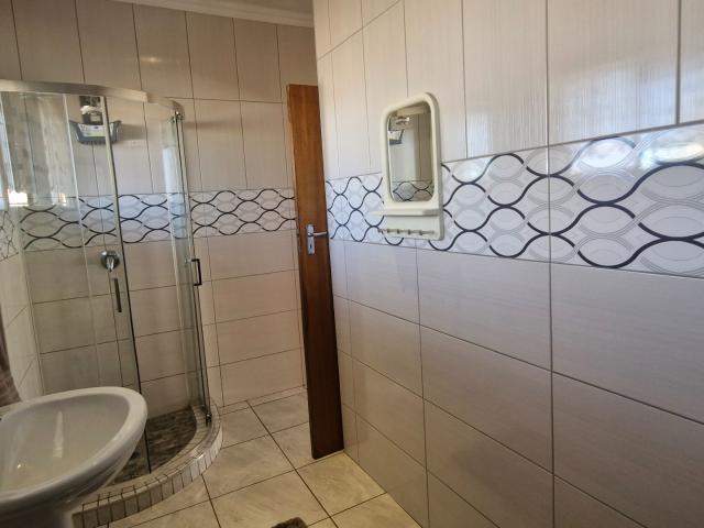 3 Bedroom House For Sale in Marlands