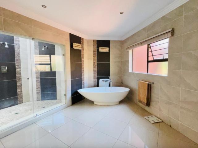 3 Bedroom House For Sale in Meyersdal