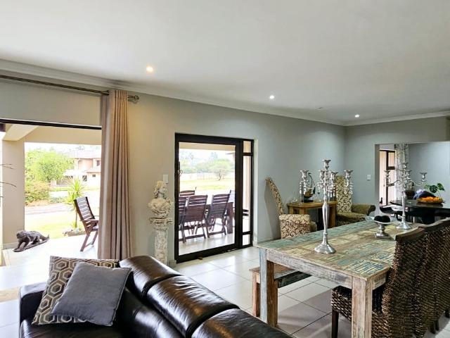 3 Bedroom House For Sale in Meerhof