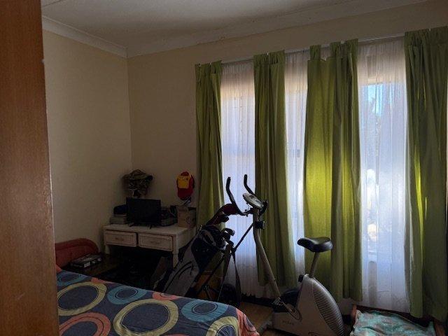 3 Bedroom House For Sale in Meiringspark