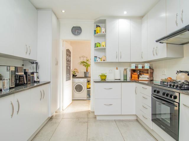 3 Bedroom House For Sale in Melodie