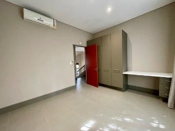 3 Bedroom House For Sale in Menlo Park