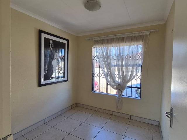 3 Bedroom House For Sale in Mindalore