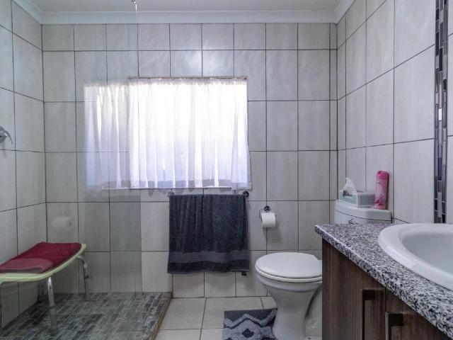 3 Bedroom House For Sale in Mulbarton