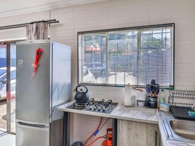 3 Bedroom House For Sale in Mulbarton