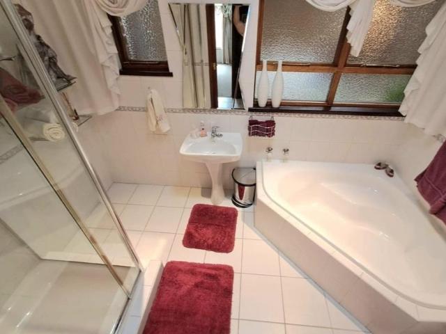 3 Bedroom House For Sale in Mulbarton