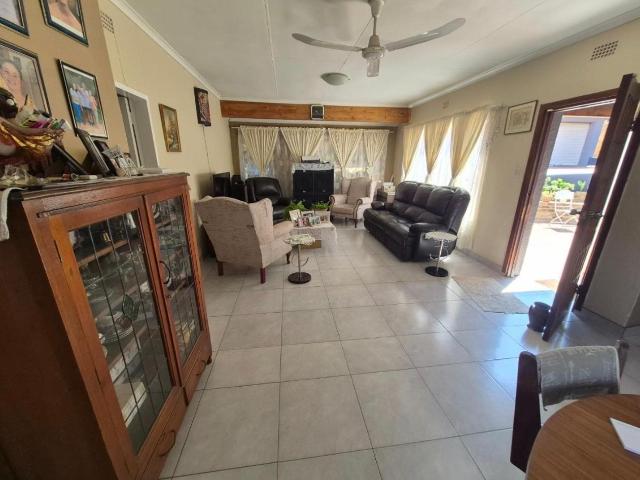 3 Bedroom House For Sale in Mulbarton