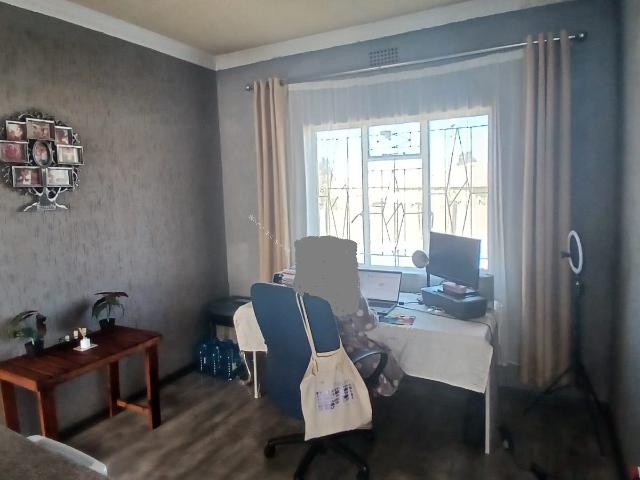3 Bedroom House For Sale in Noycedale