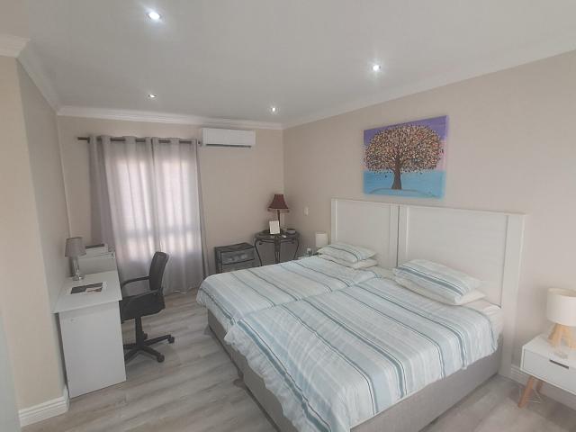 3 Bedroom House For Sale in Nooitgedacht Estate