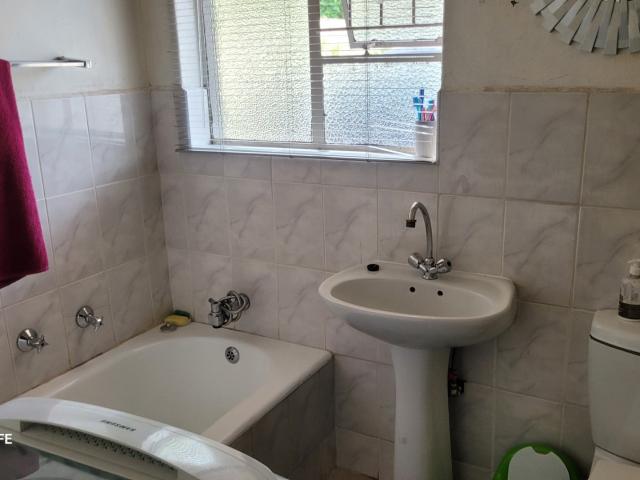 3 Bedroom House For Sale in Norkem Park