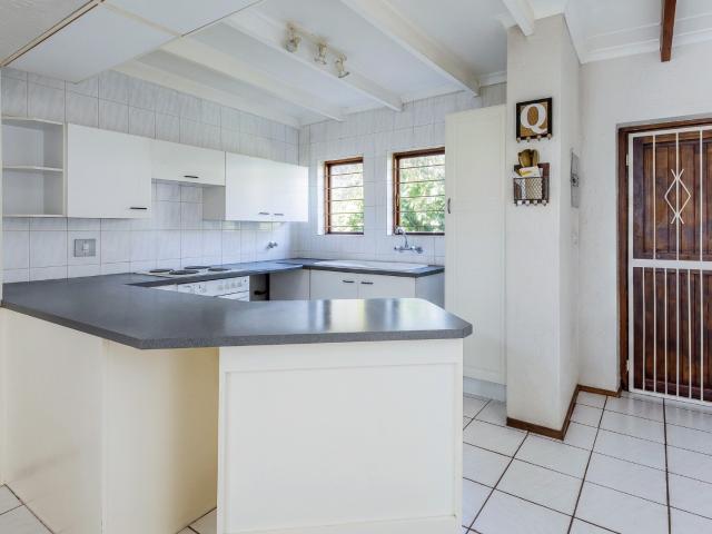 3 Bedroom House For Sale in North Riding
