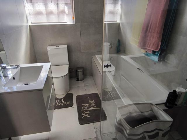 3 Bedroom House For Sale in New Redruth