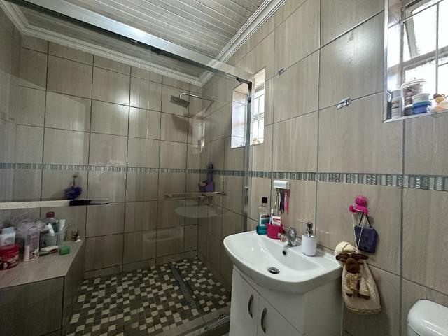 3 Bedroom House For Sale in South Hills