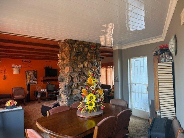 3 Bedroom House For Sale in Songloed