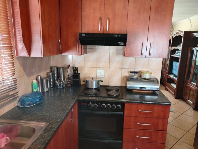 3 Bedroom House For Sale in Soshanguve B