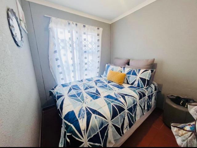 3 Bedroom House For Sale in Savanna City