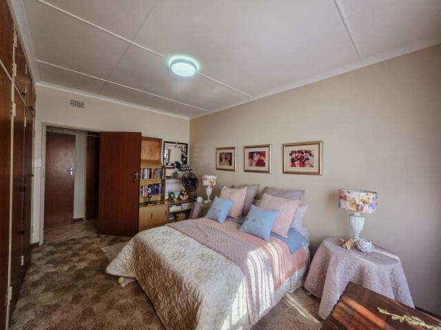 3 Bedroom House For Sale in Sasolburg Ext 23