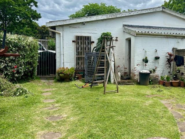 3 Bedroom House For Sale in Scottsville