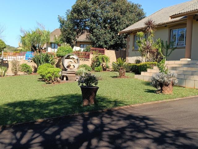 3 Bedroom House For Sale in Scottsville Ext