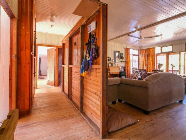 3 Bedroom House For Sale in Sedgefield Central