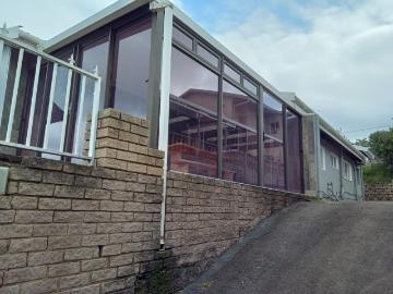 3 Bedroom House For Sale in Shallcross