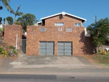 3 Bedroom House For Sale in Shallcross
