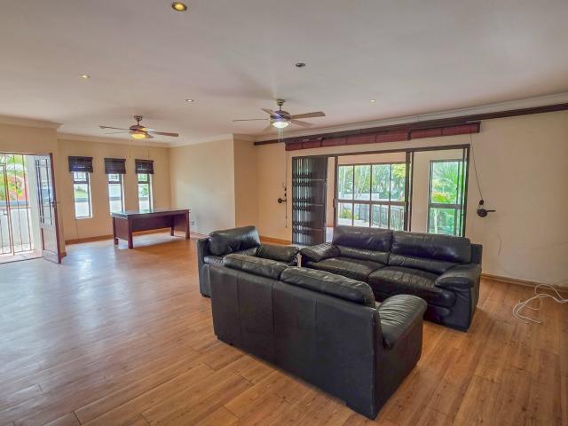 3 Bedroom House For Sale in Shelly Beach