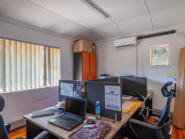 3 Bedroom House For Sale in Sherwood