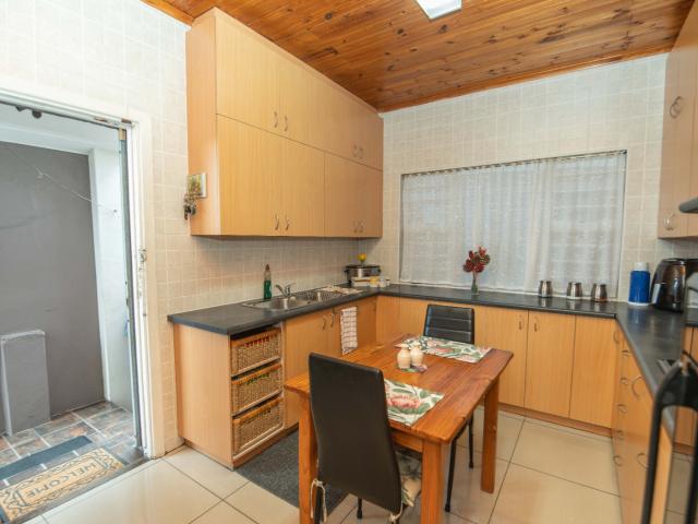 3 Bedroom House For Sale in Sidwell